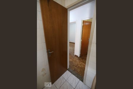 Casa à venda com 228m², 4 quartos e 3 vagasBanheiro Social