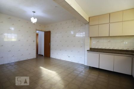 Casa à venda com 228m², 4 quartos e 3 vagasCozinha