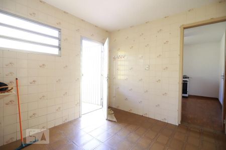 Casa à venda com 228m², 4 quartos e 3 vagasLavanderia