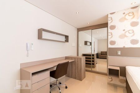 Quarto e sala de kitnet/studio para alugar com 1 quarto, 38m² em Vila Augusta, Guarulhos