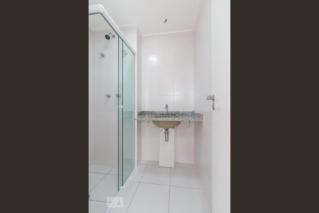 Apartamento à venda com 86m², 2 quartos e 2 vagasBanheiro quarto 1 suíte