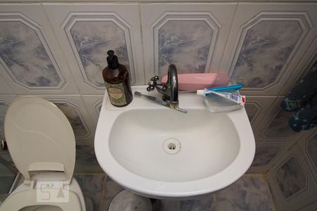 Casa para alugar com 401m², 4 quartos e 4 vagas Casa para alugar com 401m², 4 quartos e 4 vagasDetalhe banheiro