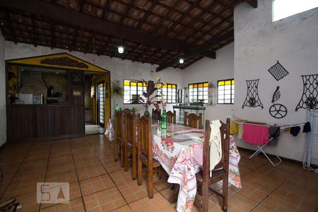 Casa para alugar com 401m², 4 quartos e 4 vagas Casa para alugar com 401m², 4 quartos e 4 vagasEspaço Gourmet