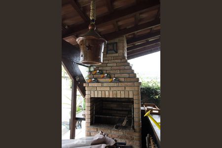 Casa para alugar com 401m², 4 quartos e 4 vagas Casa para alugar com 401m², 4 quartos e 4 vagasDetalhe do quintal