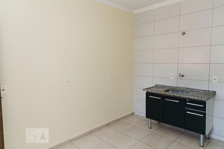 Apartamento para alugar com 50m², 1 quarto e sem vagaSala e Cozinha