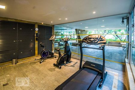 Apartamento à venda com 85m², 3 quartos e 1 vaga Apartamento à venda com 85m², 3 quartos e 1 vagaÁrea comum - Academia