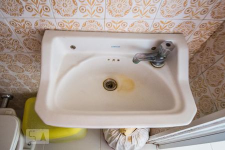 Apartamento à venda com 85m², 3 quartos e 1 vaga Apartamento à venda com 85m², 3 quartos e 1 vagaBanheiro de Serviço