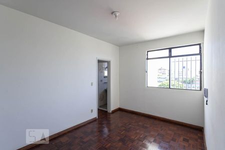 Sala  de Apartamento com 2 quartos, 60m² Nova Floresta