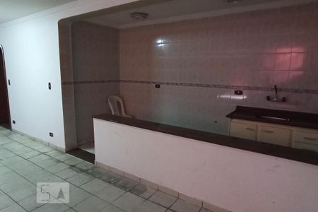 Casa para alugar com 367m², 3 quartos e 5 vagas Casa para alugar com 367m², 3 quartos e 5 vagasGaragem