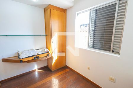 Quarto  de apartamento para alugar com 4 quartos, 225m² em Santa Rosa, Belo Horizonte