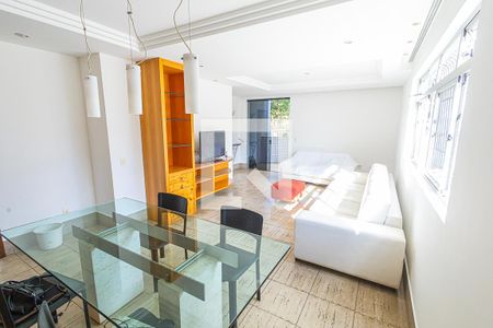 Sala de apartamento para alugar com 4 quartos, 225m² em Santa Rosa, Belo Horizonte