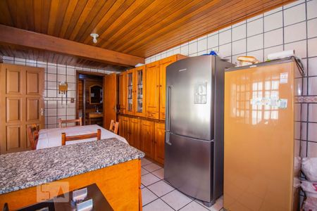 Casa à venda com 258m², 3 quartos e 3 vagasCozinha 