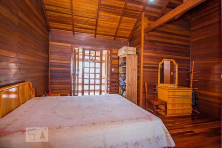 Casa à venda com 258m², 3 quartos e 3 vagasSuíte 