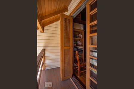 Casa à venda com 258m², 3 quartos e 3 vagasVaranda da Suíte  