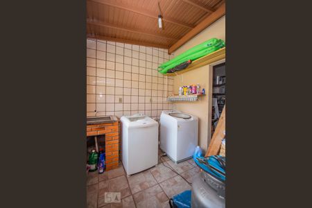 Casa à venda com 258m², 3 quartos e 3 vagasLavanderia 