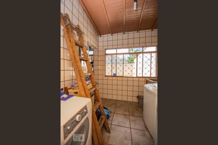 Casa à venda com 258m², 3 quartos e 3 vagasLavanderia 