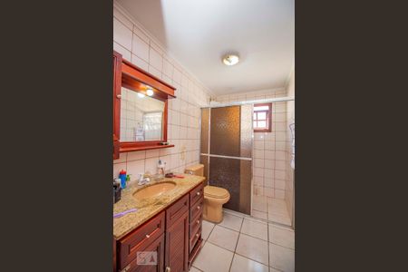 Casa à venda com 258m², 3 quartos e 3 vagasBanheiro da Suíte  