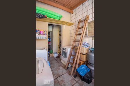 Casa à venda com 258m², 3 quartos e 3 vagasLavanderia 