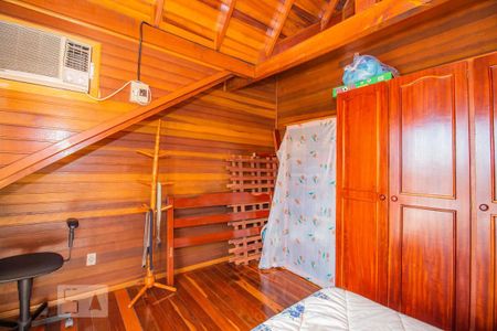 Casa à venda com 258m², 3 quartos e 3 vagasQuarto 1