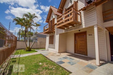 Casa à venda com 258m², 3 quartos e 3 vagasFachada da Casa 