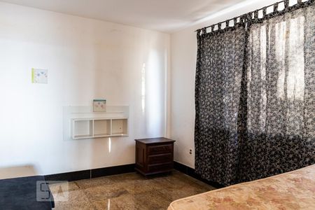 Quarto 1 de apartamento para alugar com 3 quartos, 215m² em Ouro Preto, Belo Horizonte