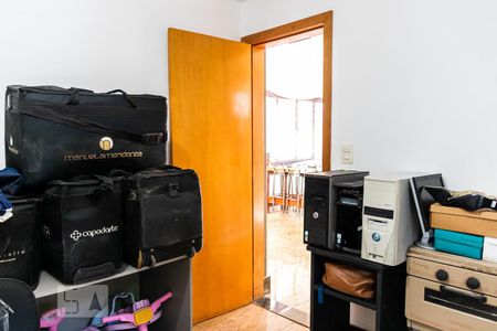 Apartamento para alugar com 215m², 3 quartos e 2 vagas Apartamento para alugar com 215m², 3 quartos e 2 vagasQuarto 2