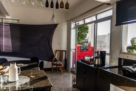 Apartamento para alugar com 215m², 3 quartos e 2 vagas Apartamento para alugar com 215m², 3 quartos e 2 vagasCozinha