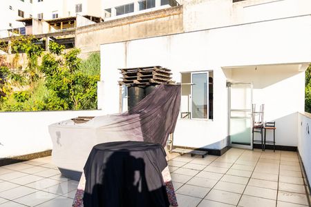 Apartamento para alugar com 215m², 3 quartos e 2 vagas Apartamento para alugar com 215m², 3 quartos e 2 vagasCobertura