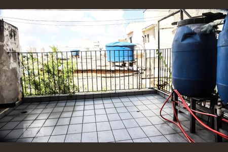 Casa à venda com 122m², 3 quartos e 2 vagas Casa à venda com 122m², 3 quartos e 2 vagasVaranda 2