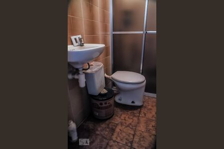 Casa à venda com 122m², 3 quartos e 2 vagas Casa à venda com 122m², 3 quartos e 2 vagasBanheiro 3