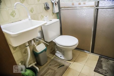 Casa à venda com 122m², 3 quartos e 2 vagas Casa à venda com 122m², 3 quartos e 2 vagasBanheiro 1