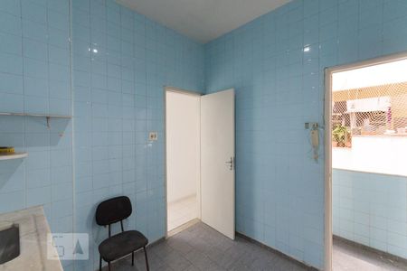 Apartamento à venda com 75m², 2 quartos e sem vagaCozinha