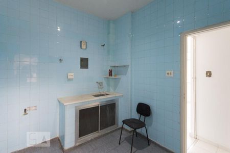 Apartamento à venda com 75m², 2 quartos e sem vagaCozinha