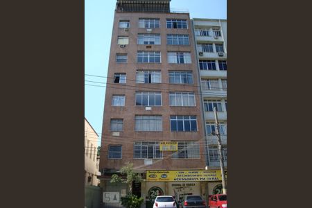 Fachada de apartamento para alugar com 2 quartos, 74m² em Maracanã, Rio de Janeiro