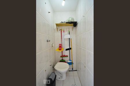 Apartamento para alugar com 60m², 2 quartos e 1 vagaBanheiro da Área de Serviço