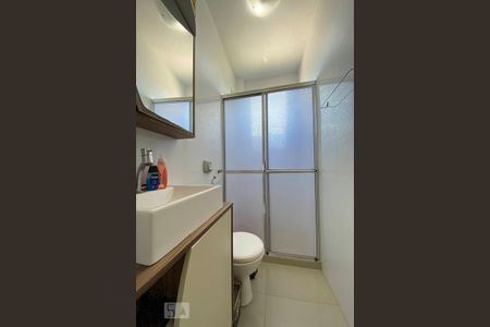 Apartamento à venda com 44m², 2 quartos e sem vaga Apartamento à venda com 44m², 2 quartos e sem vagaBanheiro