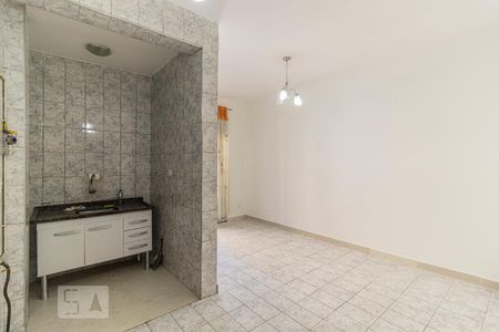 Studio e Cozinha de kitnet/studio para alugar com 1 quarto, 28m² em Centro Histórico de São Paulo, São Paulo