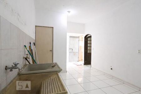 Casa para alugar com 65m², 1 quarto e 1 vagaÁrea de Serviço