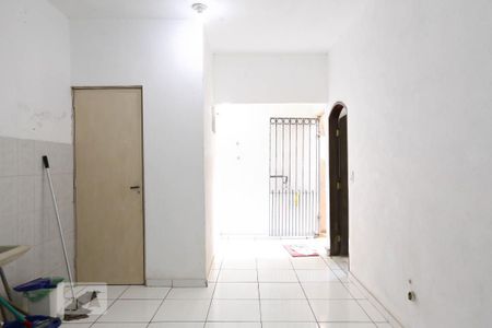 Casa para alugar com 65m², 1 quarto e 1 vagaÁrea de Serviço