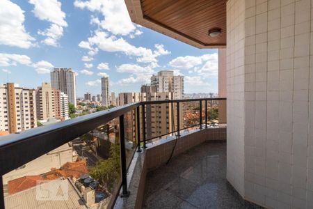Apartamento para alugar com 207m², 4 quartos e 4 vagas Apartamento para alugar com 207m², 4 quartos e 4 vagasVaranda da Sala de Estar