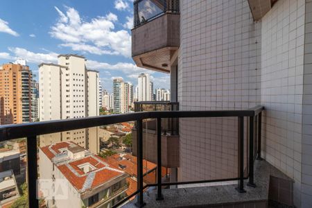 Apartamento para alugar com 207m², 4 quartos e 4 vagas Apartamento para alugar com 207m², 4 quartos e 4 vagasVaranda do Quarto 1