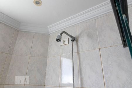 Apartamento para alugar com 207m², 4 quartos e 4 vagas Apartamento para alugar com 207m², 4 quartos e 4 vagasBanheiro da Suíte 2 - Ducha à Gás