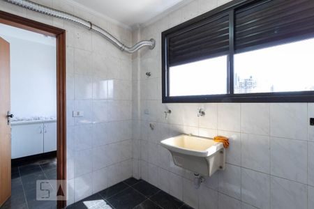 Apartamento para alugar com 207m², 4 quartos e 4 vagas Apartamento para alugar com 207m², 4 quartos e 4 vagasÁrea de Serviço