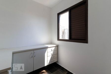 Apartamento para alugar com 207m², 4 quartos e 4 vagas Apartamento para alugar com 207m², 4 quartos e 4 vagasQuarto de Serviço