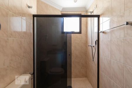 Apartamento para alugar com 207m², 4 quartos e 4 vagas Apartamento para alugar com 207m², 4 quartos e 4 vagasBanheiro da Suíte 1