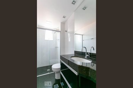 Casa para alugar com 98m², 3 quartos e 2 vagasBanheiro Social