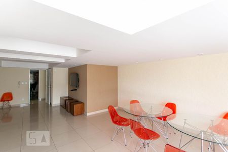 Casa para alugar com 98m², 3 quartos e 2 vagasÁrea comum - Salão de festas