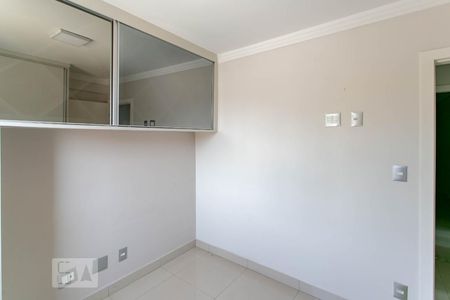 Casa para alugar com 98m², 3 quartos e 2 vagasQuarto 2