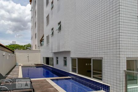 Casa para alugar com 98m², 3 quartos e 2 vagasÁrea comum - Piscina
