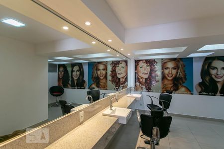 Casa para alugar com 98m², 3 quartos e 2 vagasÁrea comum - Salão de Beleza